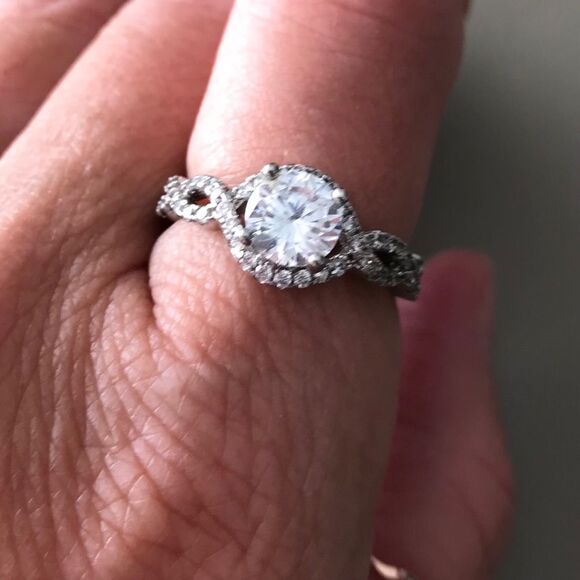 Charmed Aroma | Size 8 Ring - Picture 5 of 5